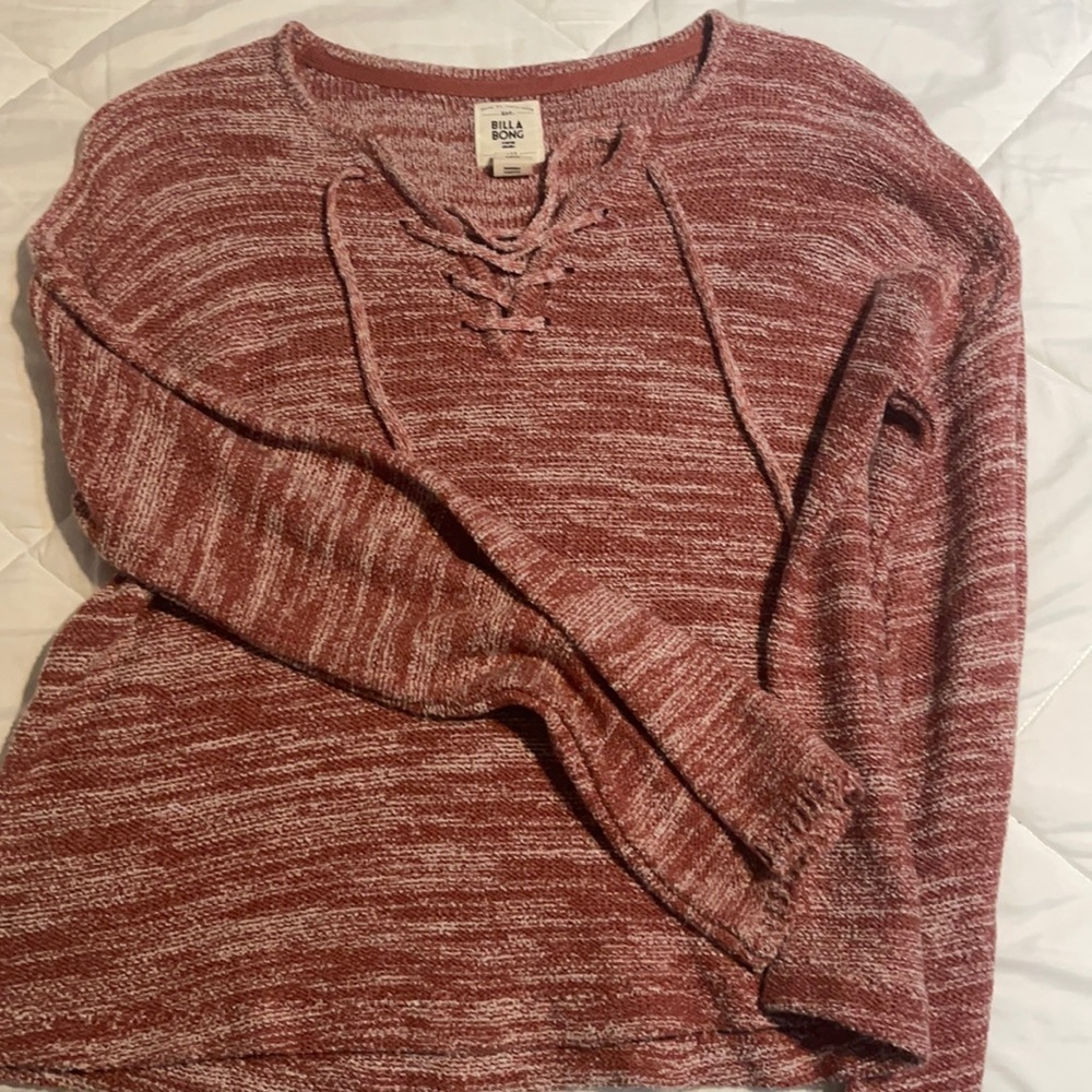 Billabong Long Sleeve sweater/shirt